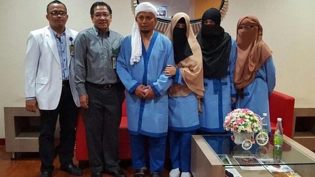 Ustad Arifin Ilham Sakit Berat, Tiga Bidadari Surga Kompak Merawat