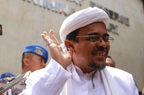 Dari Sinilah Ternyata Sumber Dana Habib Rizieq Selama di Arab