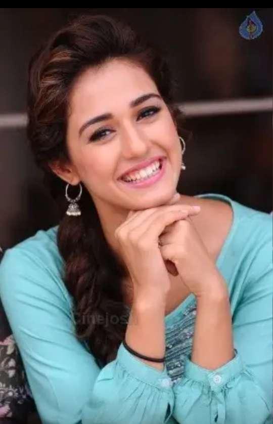 DishaPatani | Cute😍🤩 #Dishapatani #dishapatani | Helo